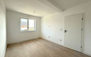 Apartament 3 camere- 83 mp utili+terasa+loc parcare - Poză 3