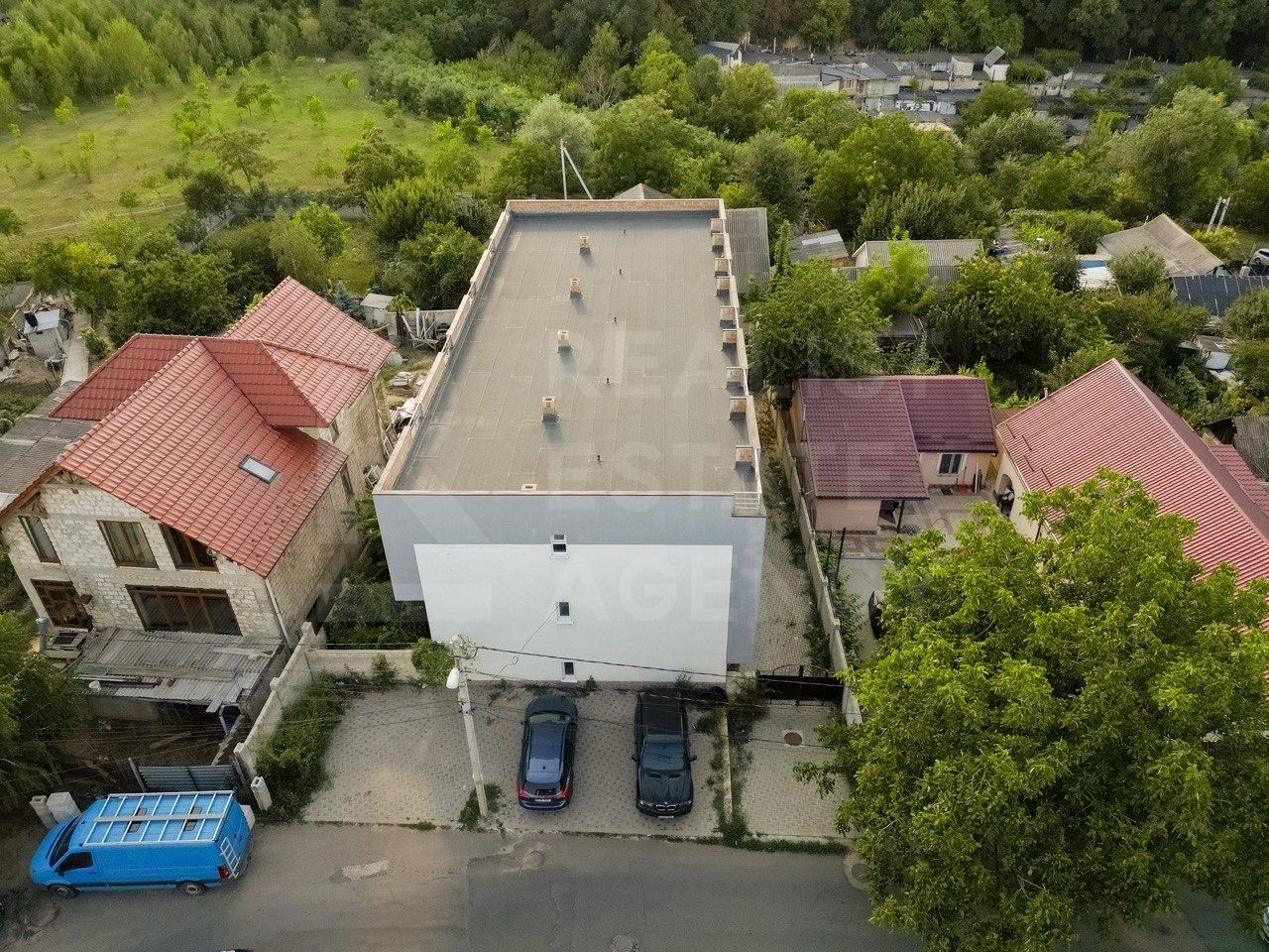 Vânzare , townhouse-uri, 380 mp,  str. Bariera Sculeni, Buiucani - Poză 2
