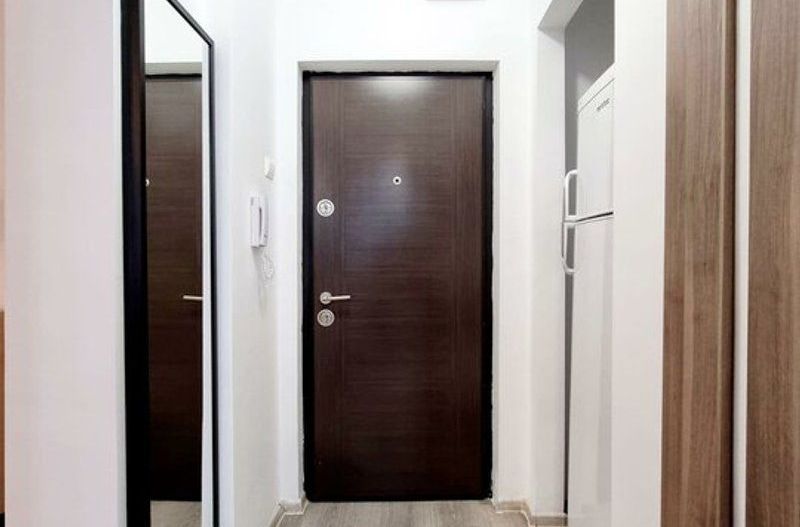 3 Cam Renovat Victoriei Iancu de Hunedoara Metrou Stradal Vedere Spate Lateral - Poză 15