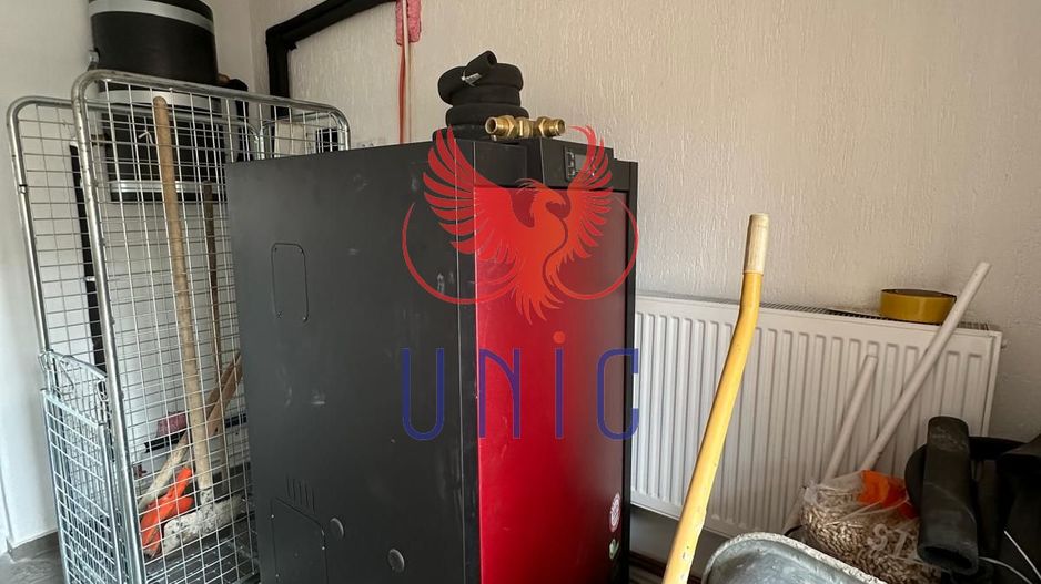 Casa, 4 camere, S+P+1E+M - Poză 35