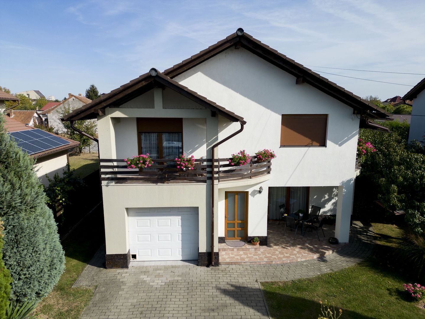 Vilă cu 5 camere de vânzare în zona Aradul Nou - Poză 3