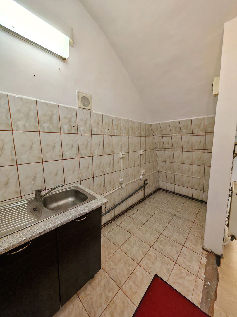 Garsoniera în centrul Brașovului, investitie regim hotelier - Poză 6