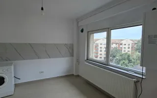 Apartament complet renovat cu scara interioara - Poză 11