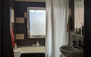 Apartament cu 3 camere, balcon și panoramă superbă, Baciu, zona Regal. - Poză 6