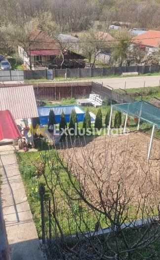Casă P+M cu 1.558 mp teren, livadă și garaj - Poză 5