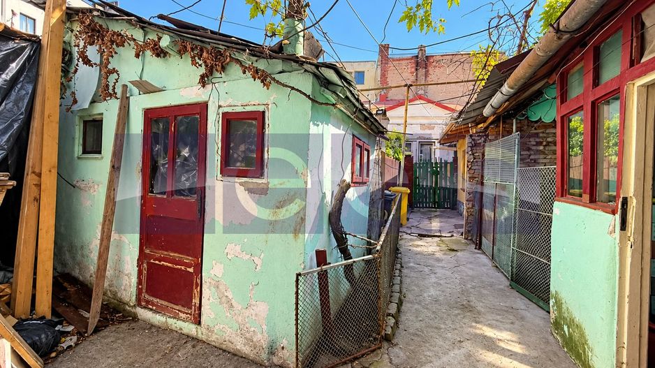 DE VANZARE CASA INTERBELICA  – 3 CAMERE - METROU STEFAN CEL MARE - Poză 7