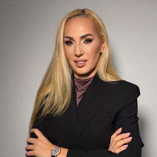 Cristina Ivanciuc - Tower Imob