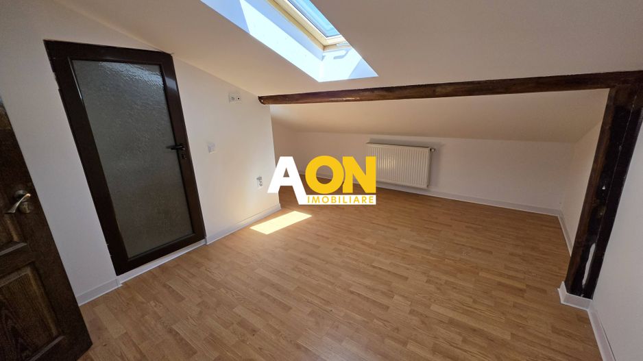Apartament 5 camere, renovat, 68 mp utili + mansarda 52 mp,  Cetate - Poză 14