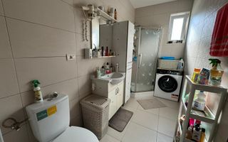 Apartament complet mobilat cu 3 camere în Giroc - 135,000 € - Poză 15