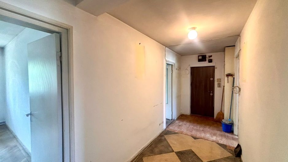 Apartament 3 camere central Ștrand cu garaj si boxa - Poză 14