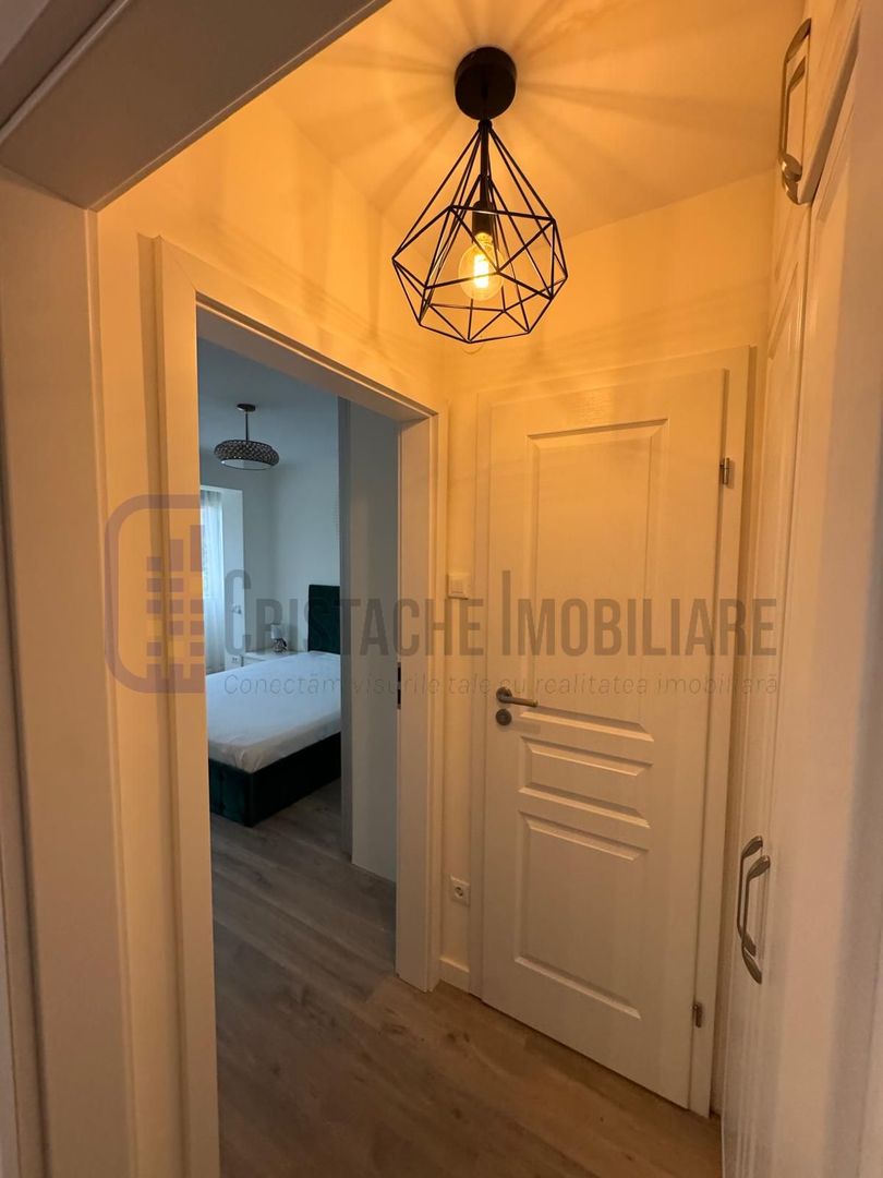 Apartament 2 camere, renovat si amenajat modern, metrou P-ța Unirii la 10 min. - Poză 14