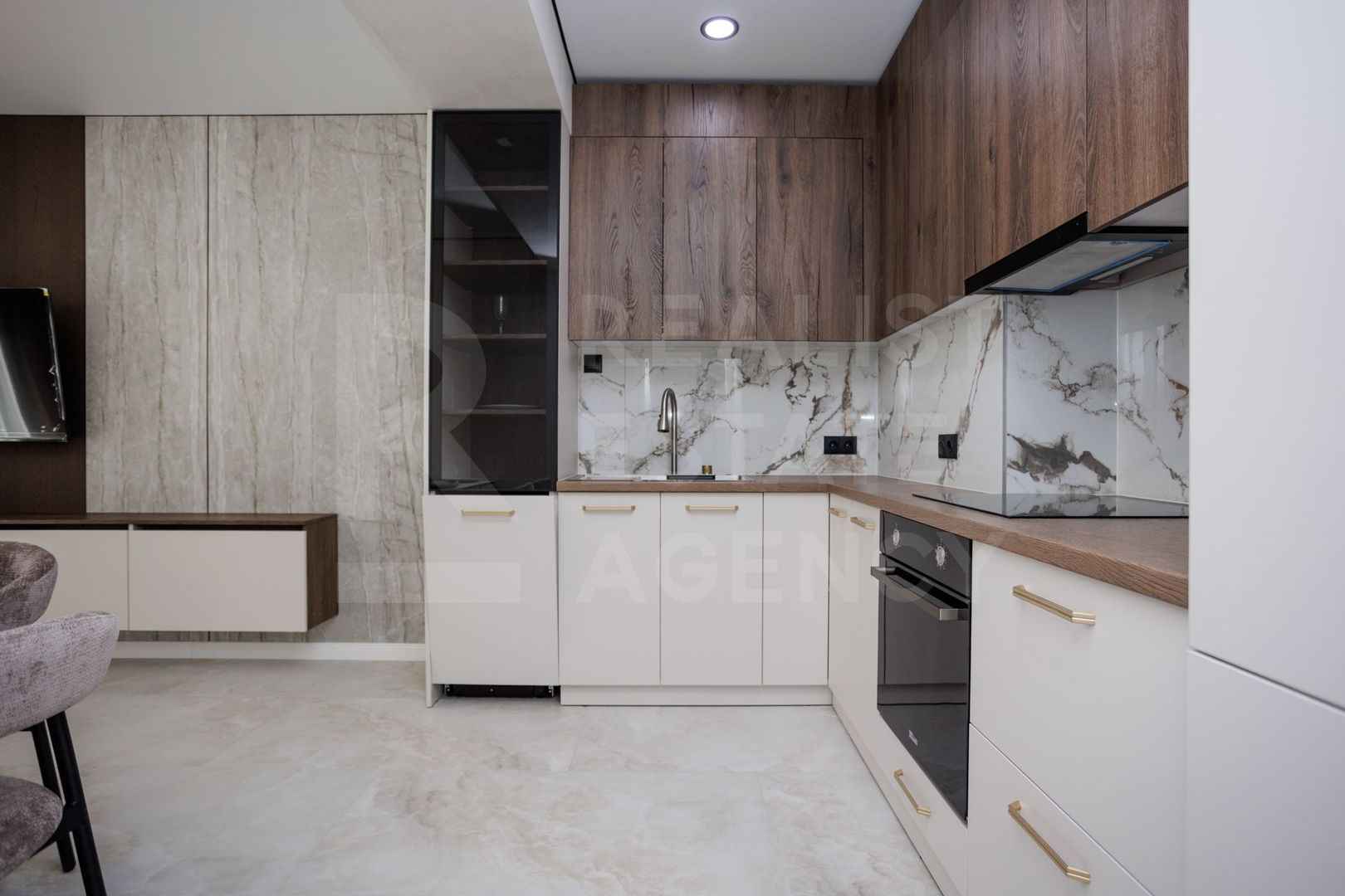 Vânzare, apartament spațios suprafața 75 mp, str. laloveni, Telecentru - Poză 5