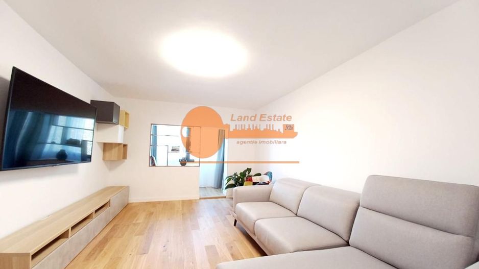 Apartament cu 4 camere in zona Aviatiei - Poză 13