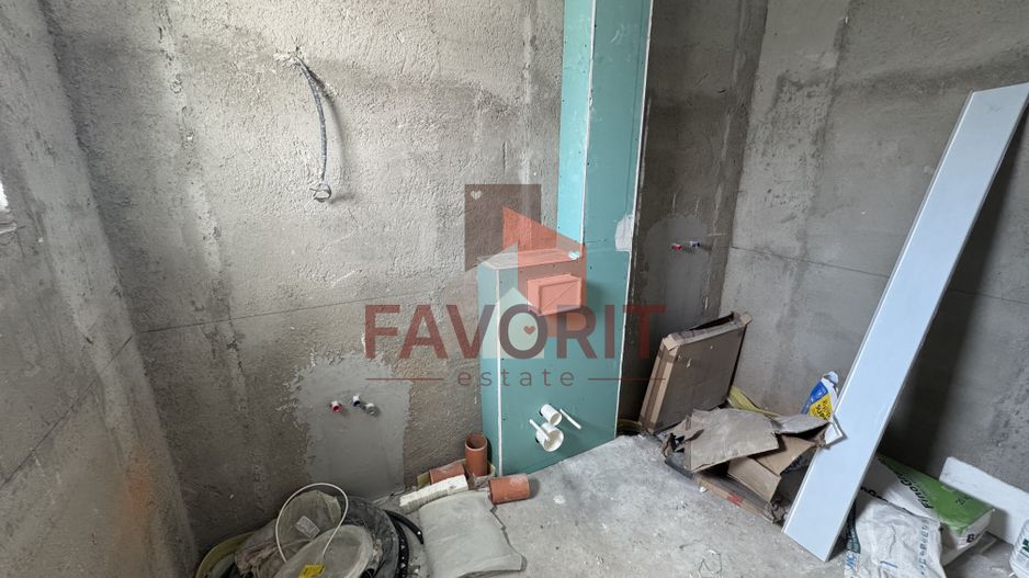 Duplex 5 camere ,despartit prin camera tehnica, finisat la cheie in Mosnita - Poză 16