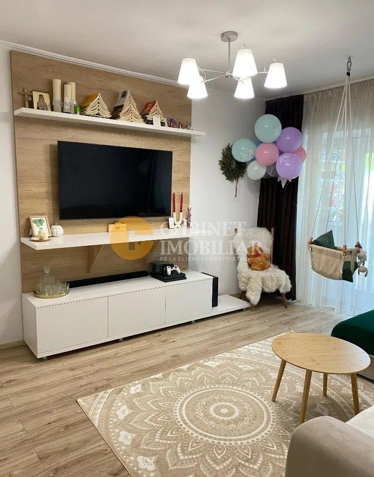 3 Camere Decomandat - Renovat  Mobilat/Utilat - Zona Dacia - Poză 1