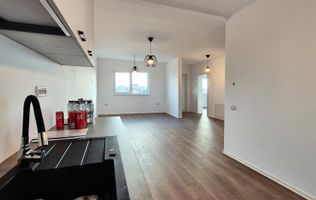 Duplex 4 camere, 3 dormitoare Mosnita Noua