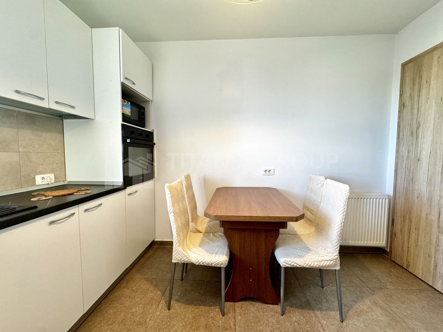 Apartament 2 camere, loc de parcare - Kasper Coresi (langa pietonala) - Poză 5