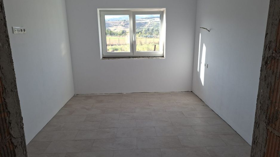 Casa noua de vânzare in Vintu de Jos - Poză 4