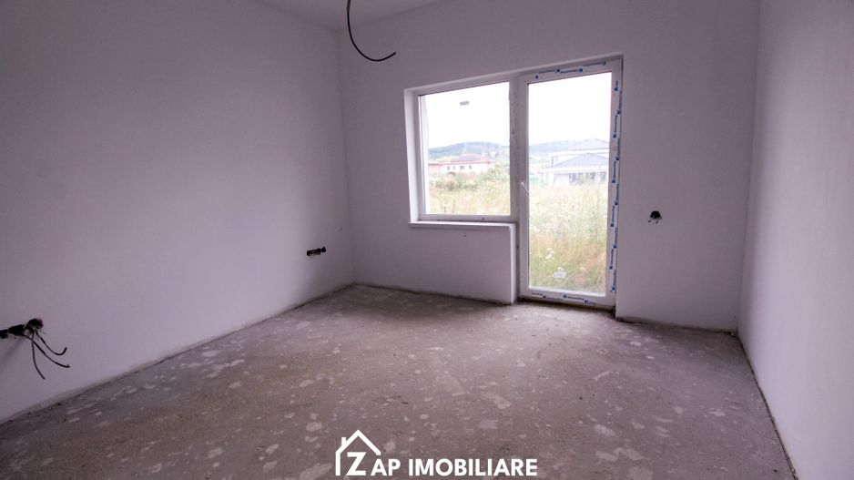 Corunca - 4 Camere 4 băi - 120 mp - 540 mp teren - Poză 7