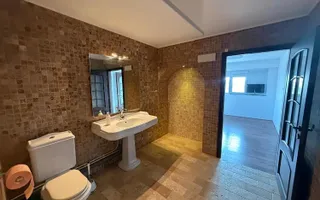 4 camere transformat in 3 – 92 mp - Parcul Tineretului - CALEA VACARESTI 280 - Poză 12