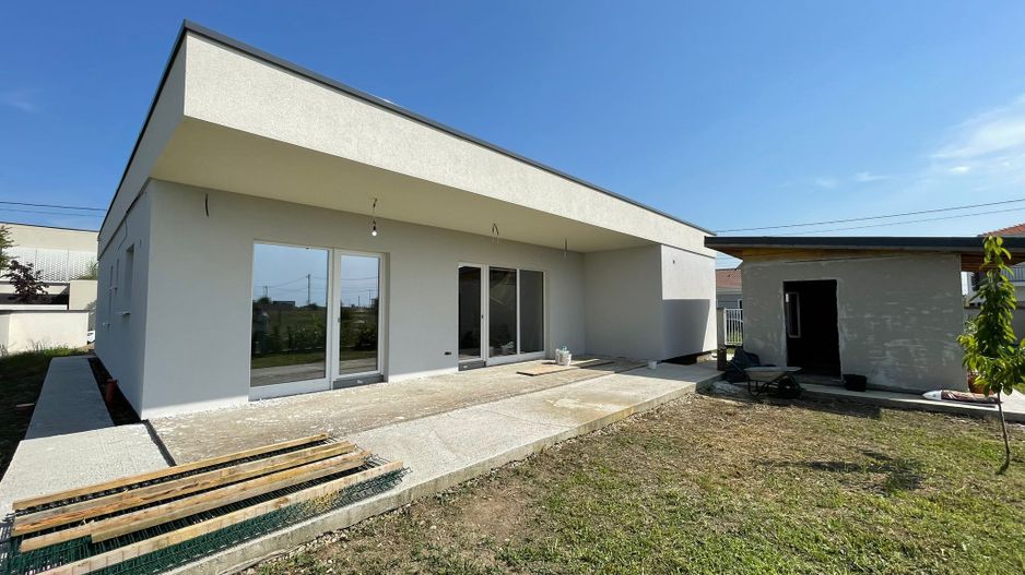 Casa individuala, pe parter , calitate foarte buna, COMISION 0% - Poză 2