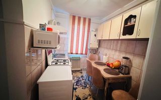 Apartament de vânzare, Hârlău, etaj 1, mobilat - Poză 6