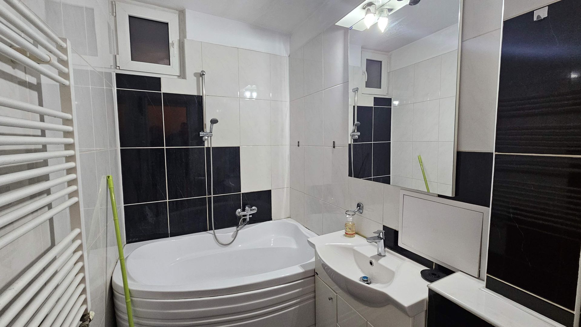 Central-2 min de Afi apartament et 2 - Poză 4