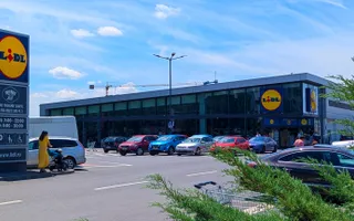 Apartament cu 2 camere, decomandat, finisaje moderne, zona Rond Metro - Poză 14