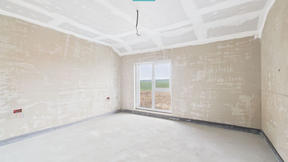 Duplex semi-finisat cu 3 camere, 3 băi în Pișchia - Poză 9