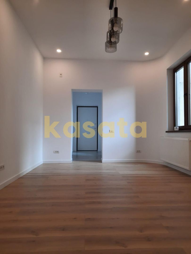3 camere ultracentral | Armenească | parter înalt - Poză 2