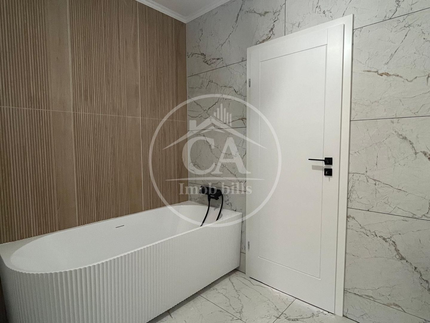 Casă de vânzare cu 4 camere în Santandrei , Bihor - Poză 8