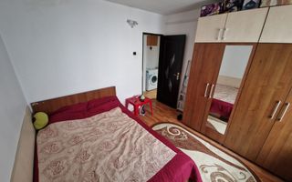3 camere semidecomandat-mobilat/utilat-Zona Zimbru - Poză 3