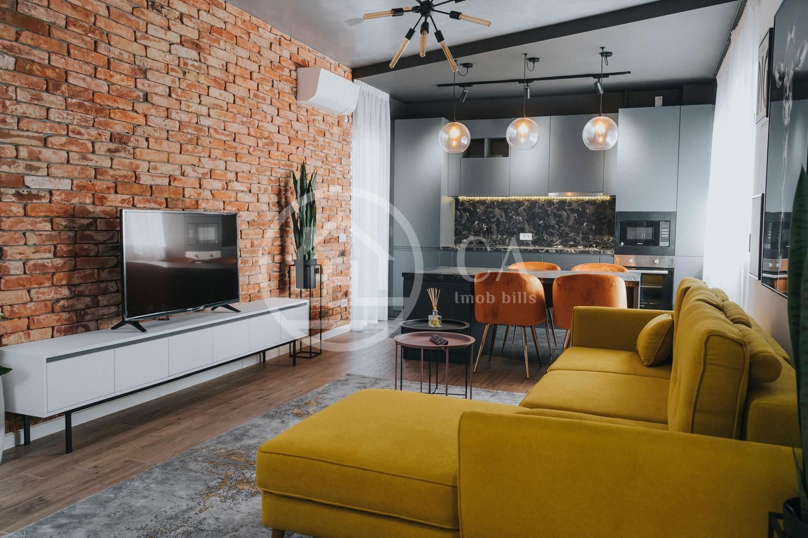 Apartament de închiriat cu 3 camere Ultracentral EAS, Oradea - Poză 1