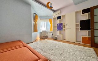 Vînzare Casă în 3 Nivele -Hlincea - 343 m.p. - Poză 21