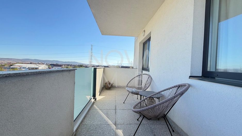 Apartament 3 camere, 2 balcoare, Calea Surii Mici - Poză 12