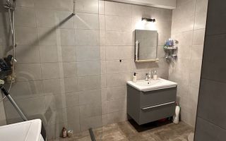 Apartament cu 2 camere -Terasa de 25mp -Zona Vivo - Poză 6
