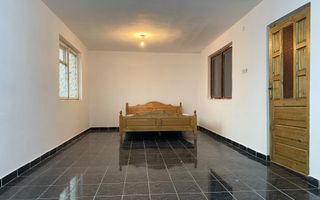 Vanzare apartament -3 camere la casă, etaj 1+pod+cota teren–Târgoviște - Poză 1