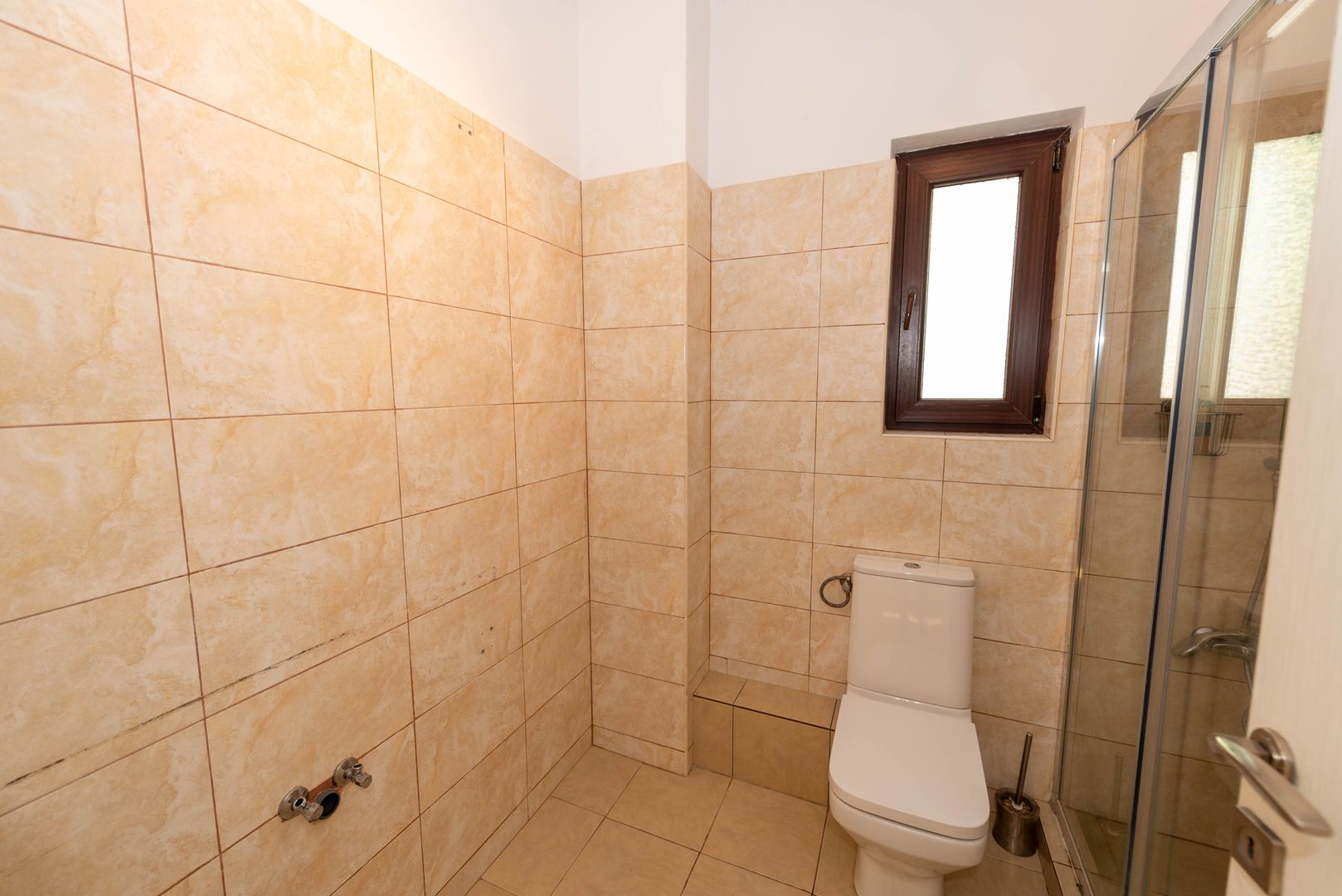 Vila spatioasa de vanzare in Pantelimon zona Padurea Cernica - Mierlei - Poză 12