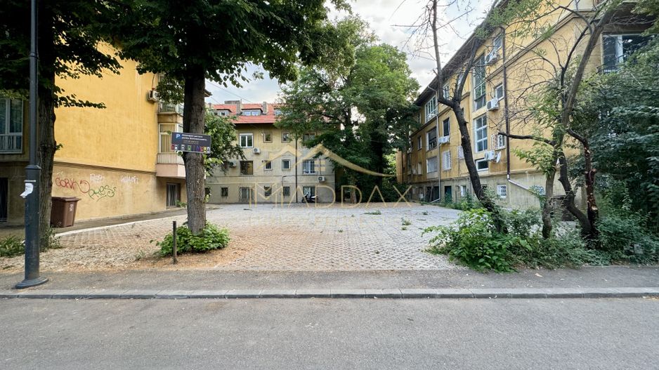 Teren intravilan ***414mp*** // Primaverii - Poză 2