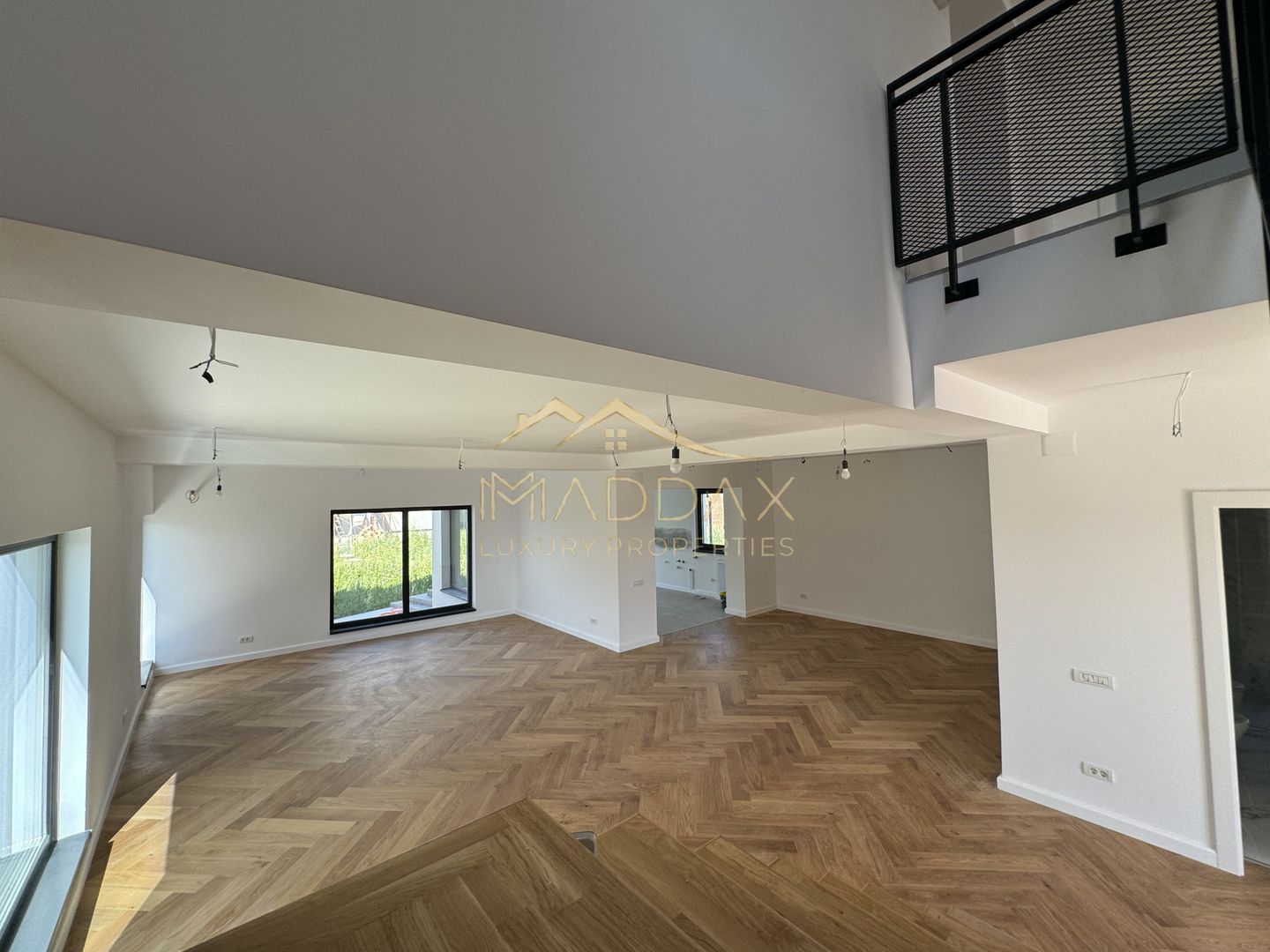 Vila LUX***Panouri fotovoltaice***Lake view//Laguna Albastra/Corbeanca - Poză 27