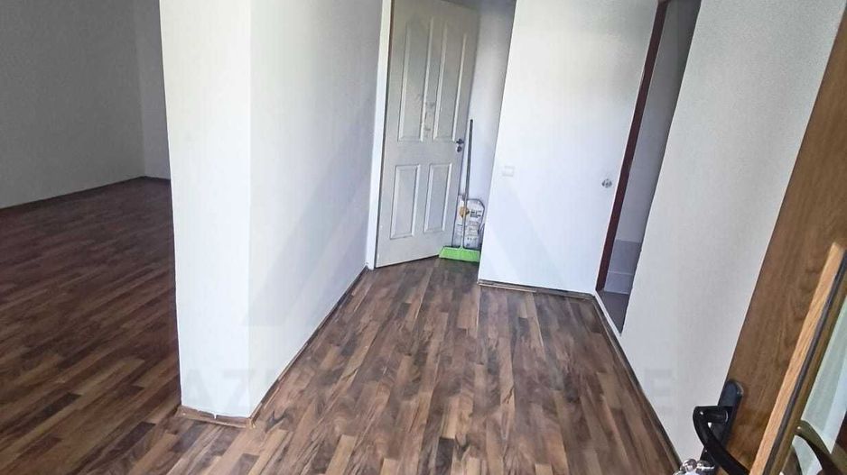 Apartament spatios la casa 77 mp utili curte libera 33 mp Turnisor - Poză 5