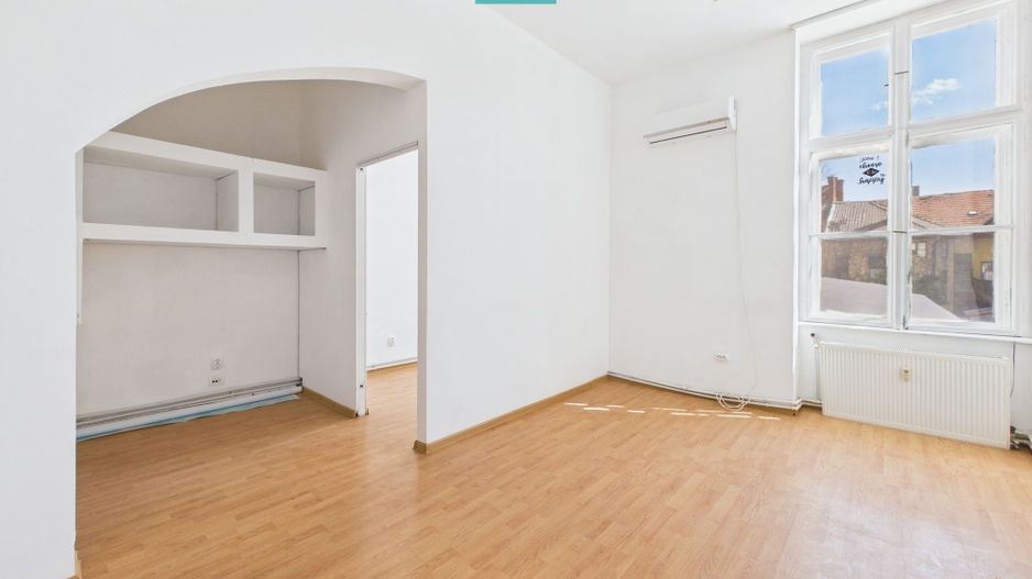 Apartament luminos cu 3 camere ultracentral - Arad - Poză 8