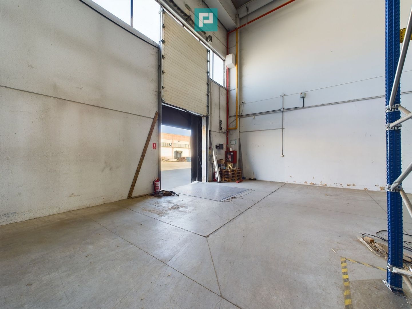 Spațiu industrial cu birouri - Zona Șagului - Poză 3