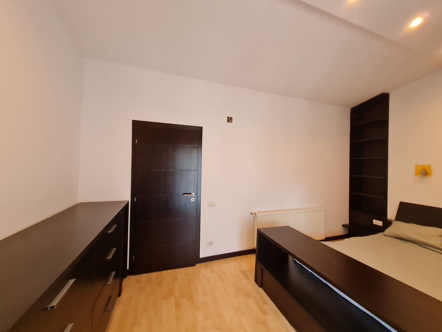 Apartament generos de închiriat zona Lipovei - Poză 5