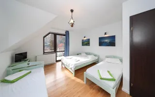 Vilă spațioasă de vânzare în Predeluț, Bran | 2000mp - Poză 22