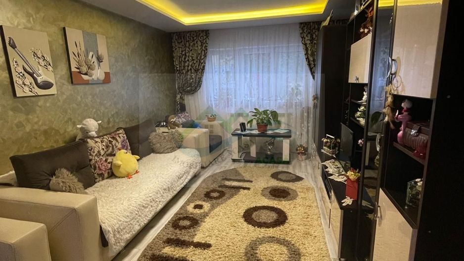 Apartament 2 camere decomandat - Poză 8