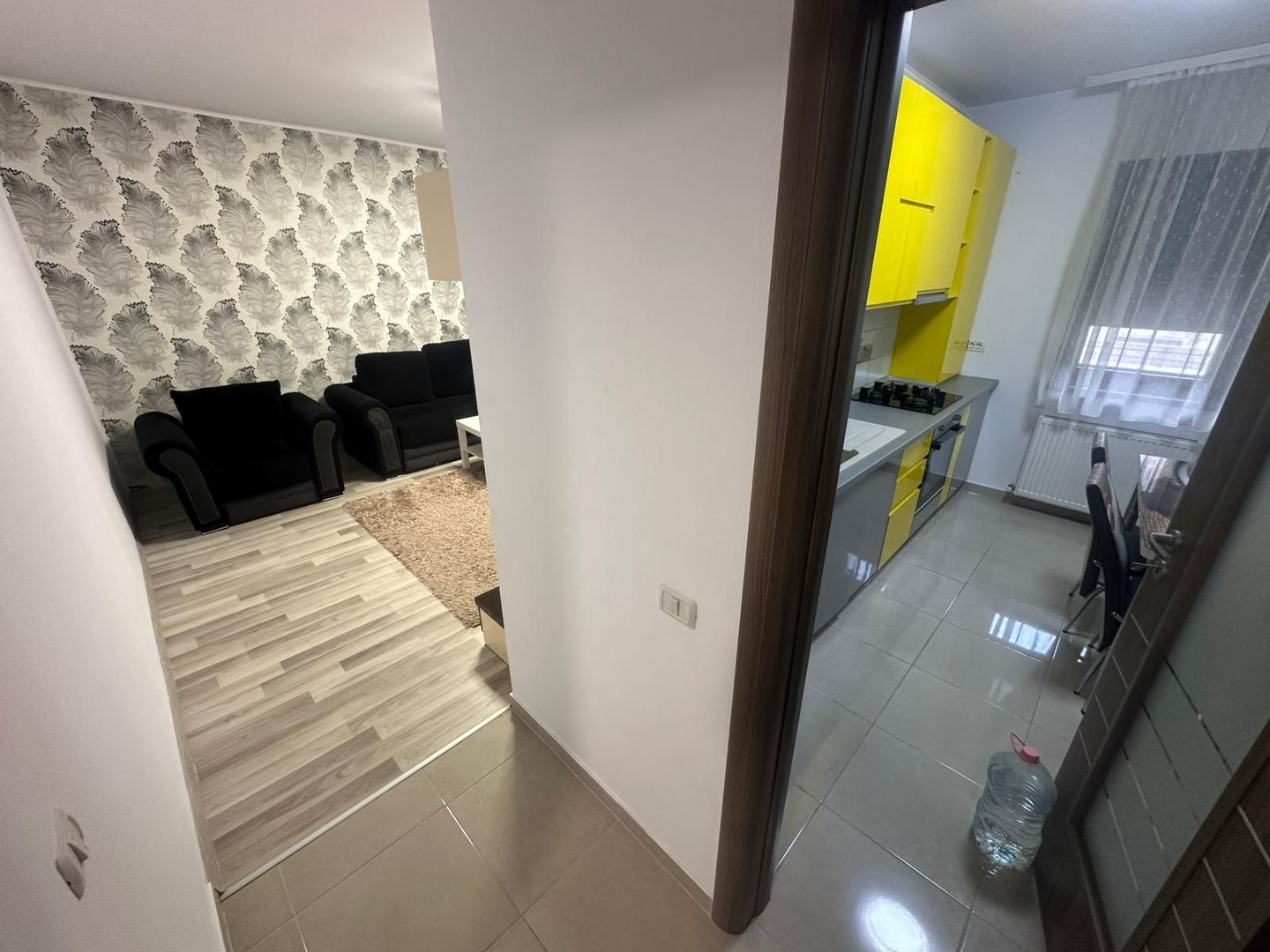 AP. 3 CAMERE, CENTRALA, PARCARE INCLUSA, BUCATARIE INCHISA,COMISION 0% - Poză 3