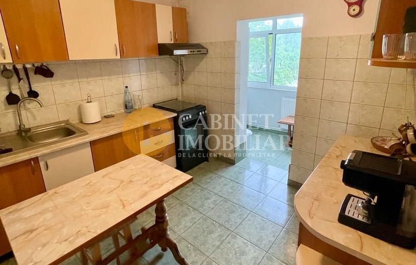 3 Camere Decomandat - Bloc dupa 80 - Etaj Intermediar - Podu Ros - Nicolina - Poză 4