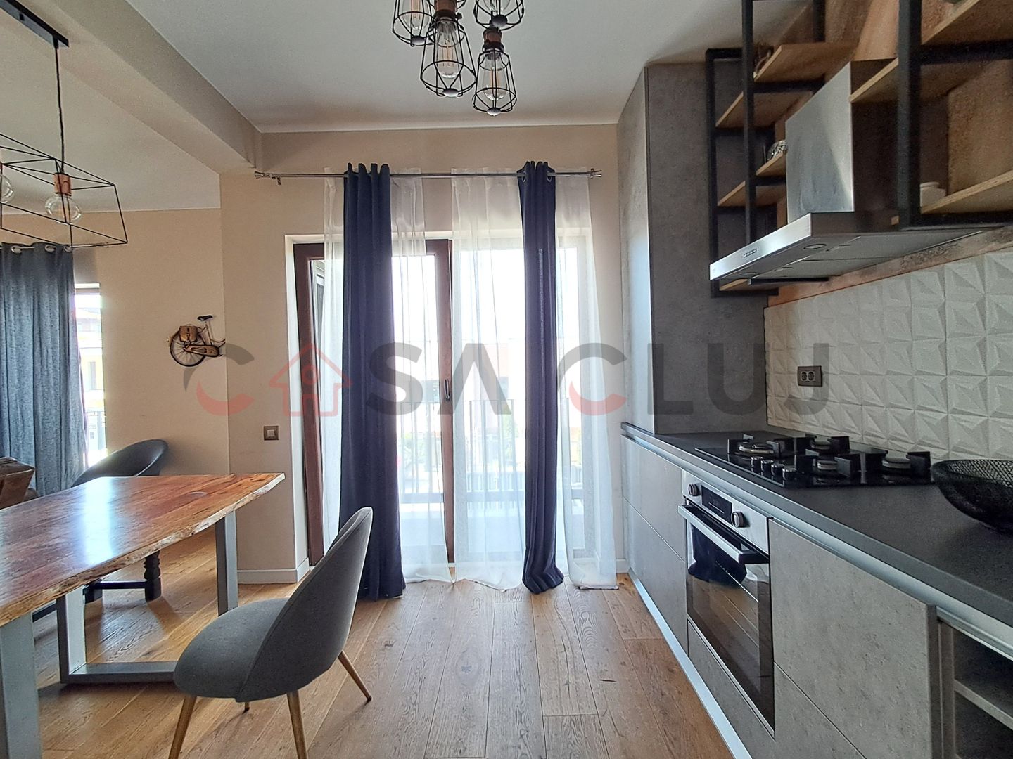 Apartament pe 2 nivele la vilă + Curte, Piscină, Saună și garaj, Gruia!! - Poză 4