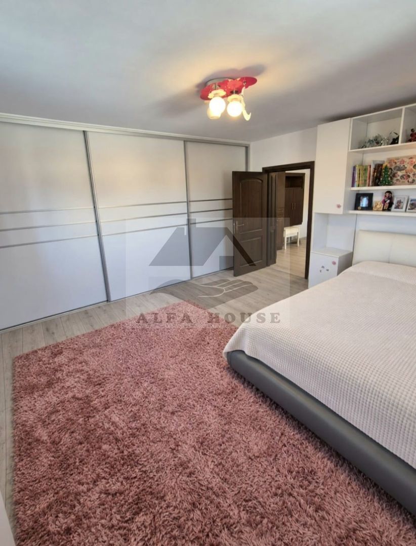 Apartament cu 4 camere in casa - zona Centrul Civic - Poză 8